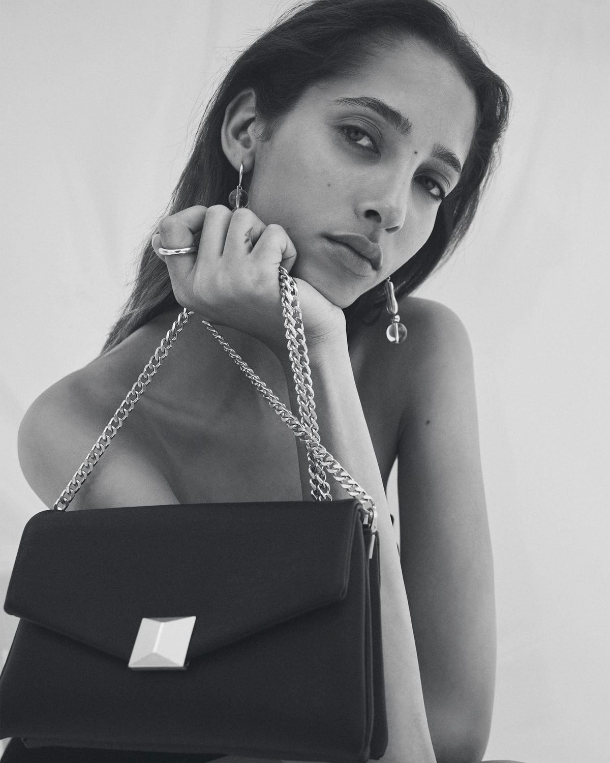 Flap-chain-bag1.jpg
